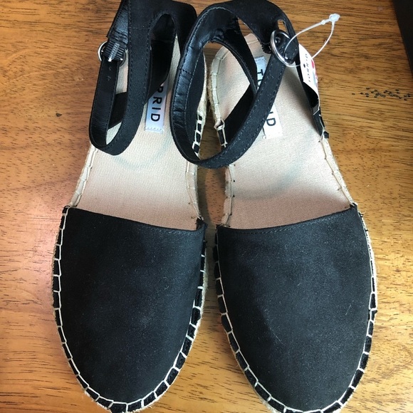 Torrid SANDALS Wide Width NWT - Picture 2 of 8